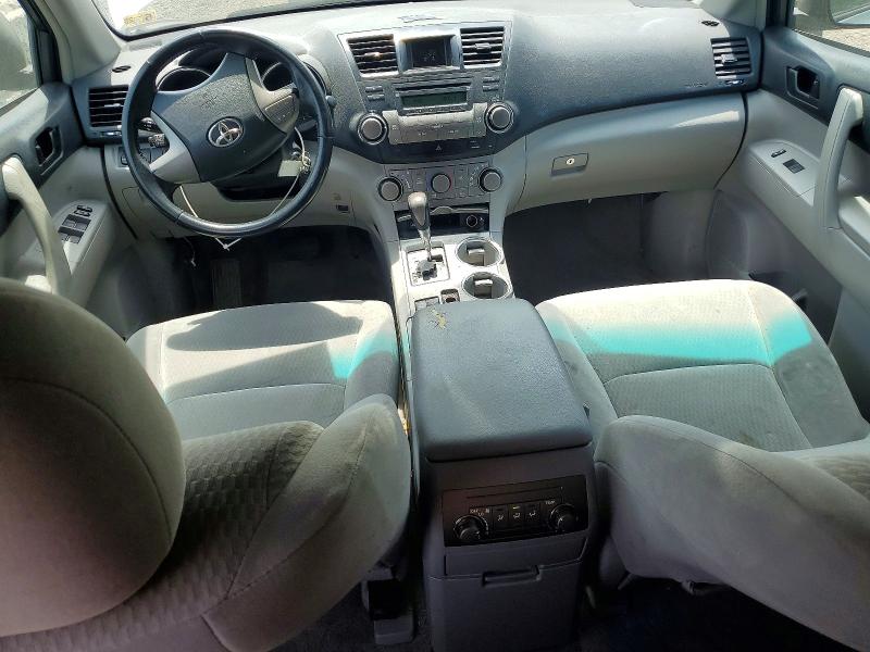 2010 Toyota Highlander VIN 5TDBK3EH6AS019329 COPART salvage auction — FRONT END, Md - Cert Of Salvage > 75% Damage, sold $1,950 on 2026-07-07 (photo 8)