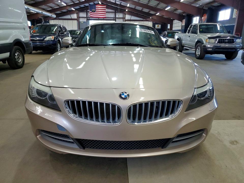 2011 BMW Z4 VIN WBALM7C53BE382836 COPART salvage auction — MINOR DENT/SCRATCHES, Nv - Certificate Of Title (P), sold $3,900 on 2026-07-30 (photo 5)