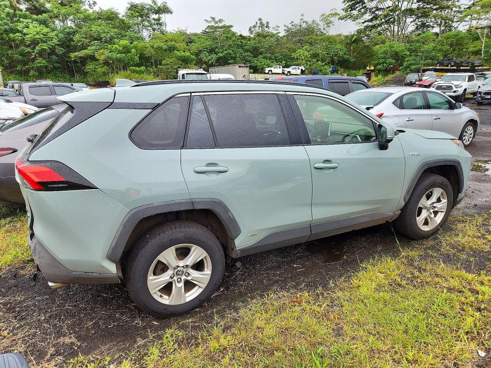 2020 Toyota VIN JTMR6RFV4LJ002345 COPART salvage auction — REAR END, Hi - Certificate Of Title, sold $300 on 2026-07-20 (photo 3)