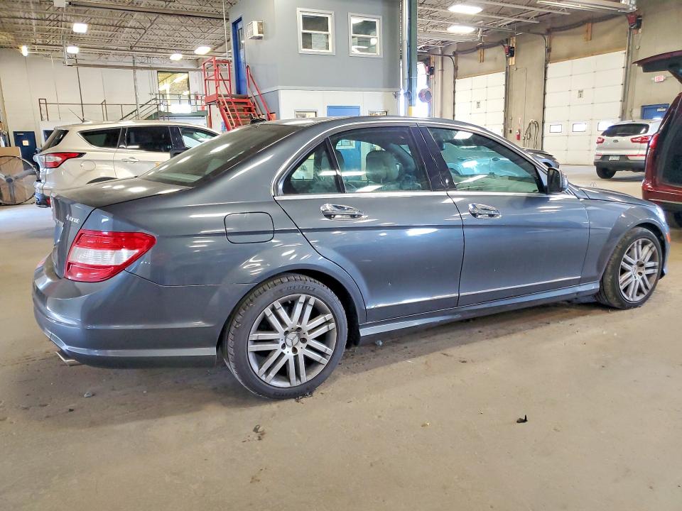 2008 Mercedes-benz C class VIN WDDGF81XX8F153569 COPART salvage auction — MINOR DENT/SCRATCHES, MN - CERTIFICATE OF TITLE, sold $925 on 2026-07-07 (photo 3)