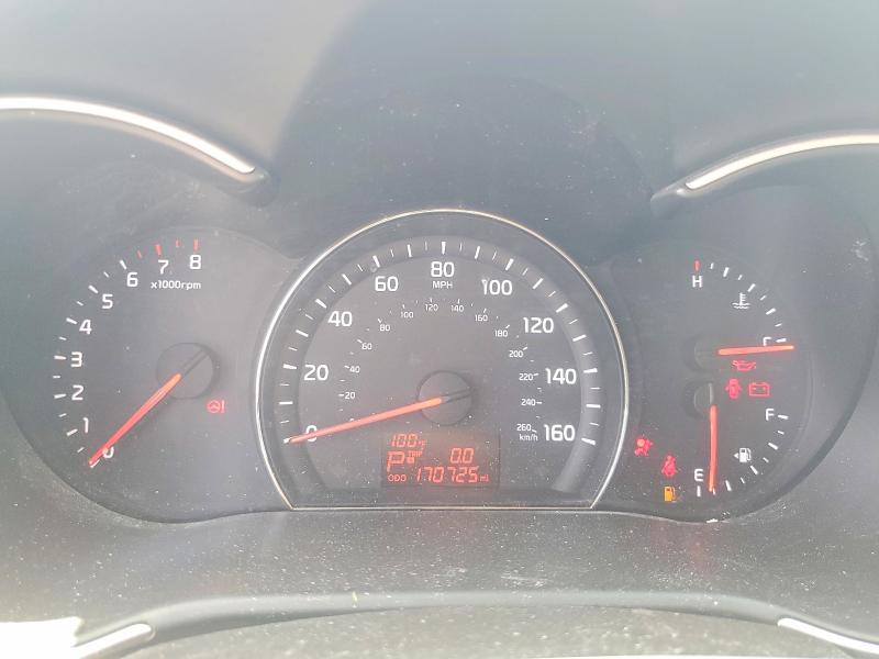 2014 Kia Sorento VIN 5XYKT4A60EG437413 COPART salvage auction — REAR END, Tx - Certificate Of Title (P), sold $800 on 2026-07-09 (photo 9)