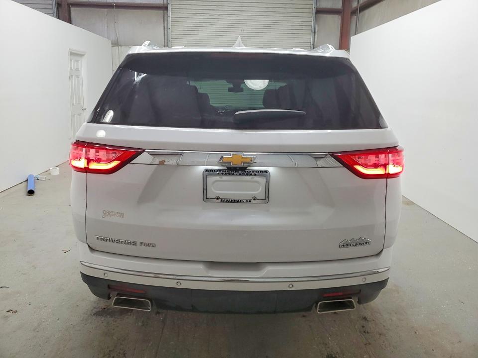 2018 Chevrolet Traverse VIN 1GNEVKKW8JJ267880 COPART salvage auction — MINOR DENT/SCRATCHES, GA - CERTIFICATE OF TITLE, sold $8,800 on 2026-07-09 (photo 6)