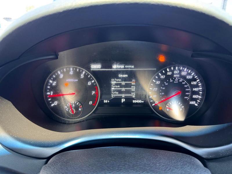 2019 Kia Stinger VIN KNAE55LC9K6057823 COPART salvage auction — NORMAL WEAR, Va - Certificate Of Title (P), sold $10,400 on 2026-07-27 (photo 8)