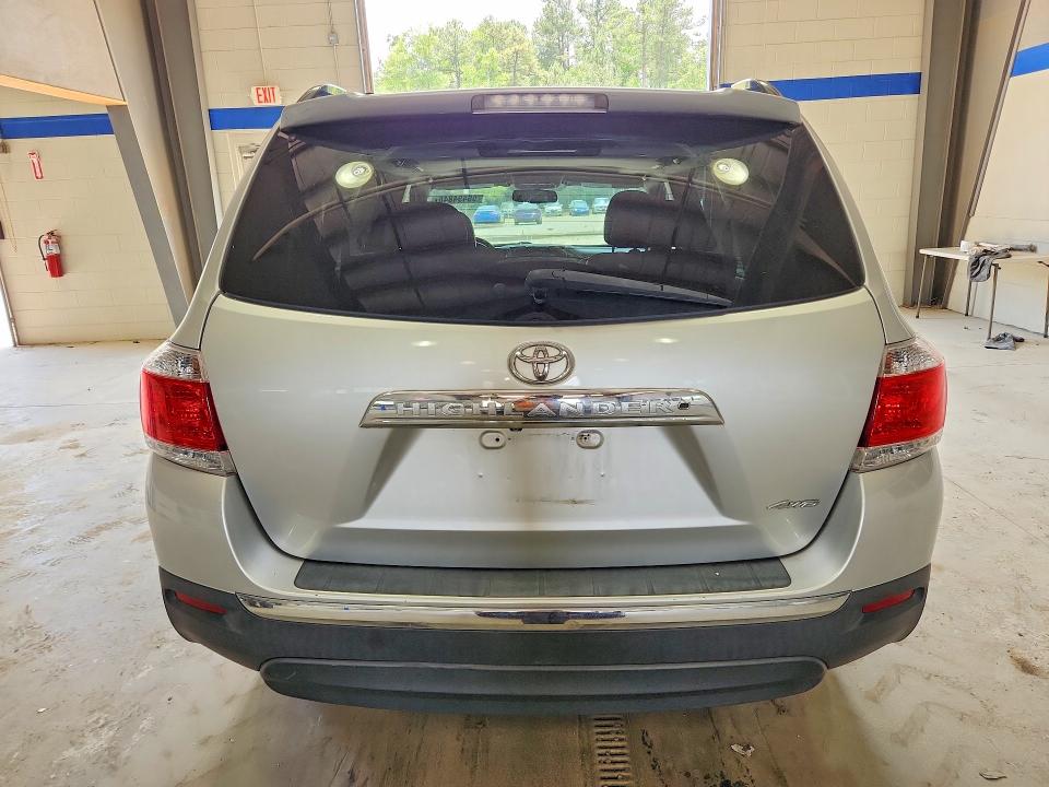 2012 Toyota Highlander VIN 5TDBK3EH3CS175170 COPART salvage auction — FRONT END, Va - Cert Of Title - Salvage, sold $3,500 on 2026-07-02 (photo 6)
