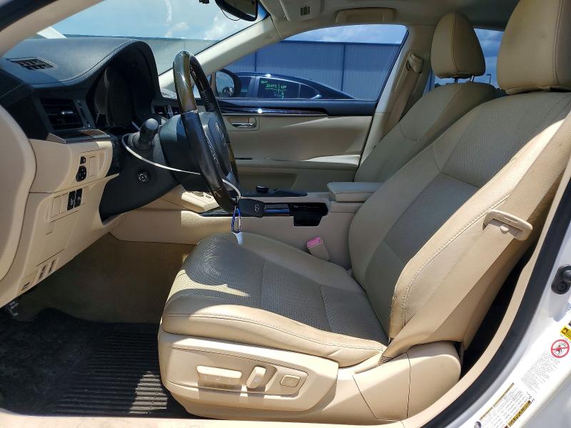 2014 Lexus VIN JTHBK1GG0E2113582 COPART salvage auction — MINOR DENT/SCRATCHES, Fl - Cert Of Title-Salvage Theft, sold $3,800 on 2026-07-15 (photo 7)