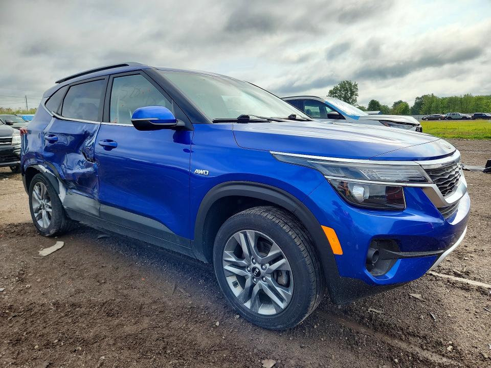 2021 Kia Seltos VIN KNDEUCAA5M7185825 COPART salvage auction — SIDE, Oh - Cert Of Title-Salvage, sold $4,500 on 2026-07-23 (photo 4)