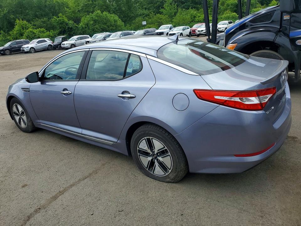 2012 Kia Optima hybrid VIN KNAGM4ADXC5011507 COPART salvage auction — MINOR DENT/SCRATCHES, Ma - Certificate Of Title, sold $2,800 on 2026-07-30 (photo 2)