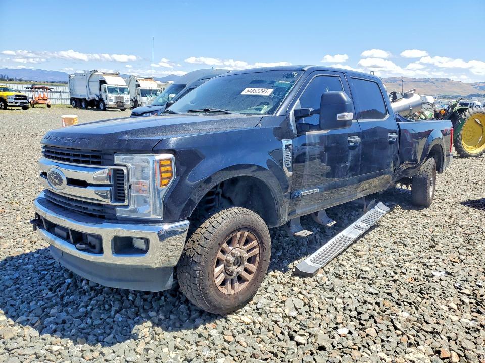2018 Ford F-350 super duty VIN 1FT8W3BT2JEB45507 — COPART salvage auction photo
