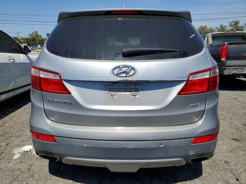 2015 Hyundai VIN KM8SR4HF9FU120424 COPART salvage auction — MINOR DENT/SCRATCHES, Ca - Dis/Dlr/Exp Only Clean Title, sold $1,000 on 2026-07-09 (photo 6)