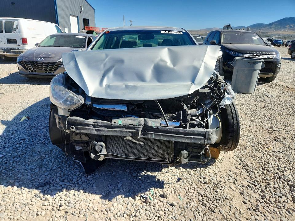 2012 Hyundai Elantra VIN KMHDH4AE0CU377061 COPART salvage auction — FRONT END, UT - SALVAGE CERTIFICATE, sold $375 on 2026-07-24 (photo 5)