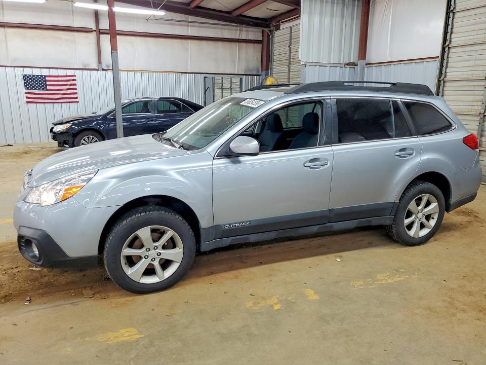 2014 Subaru Outback VIN 4S4BRCDC8E3305669 COPART salvage auction — REAR END, Nc - Salvage Certificate Of Title, sold $1,100 on 2026-07-29 (photo 1)