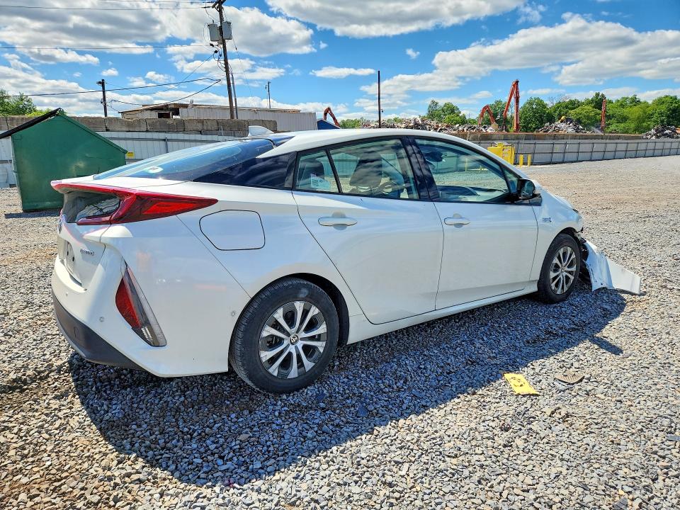 2020 Toyota Prius VIN JTDKARFP8L3146373 COPART salvage auction — FRONT END, Nj - Cert Of Title-Salvage, sold $8,000 on 2026-07-31 (photo 3)