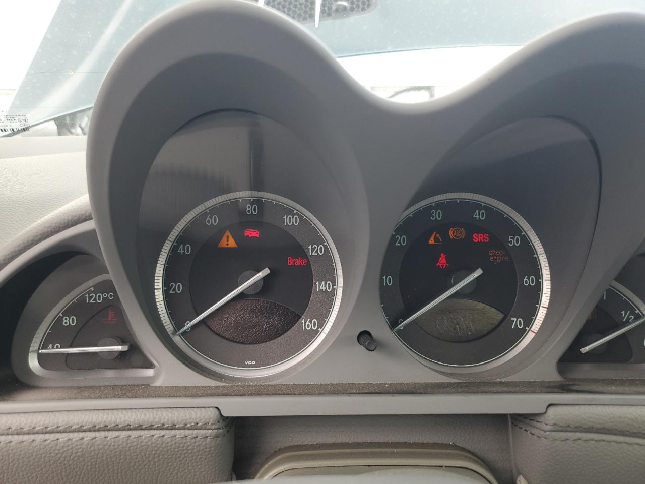 2006 Mercedes-Benz SL-Class VIN WDBSK75FX6F110910 COPART salvage auction — Mechanical, FL - CERTIFICATE OF TITLE, sold $1,600 on 2026-07-02 (photo 9)