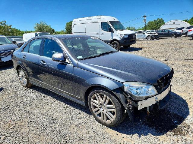 2009 Mercedes-benz C-klasse VIN WDDGF81X69F204647 COPART salvage auction — FRONT END, Nj - Cert Of Title-Salvage, sold $375 on 2026-07-07 (photo 4)