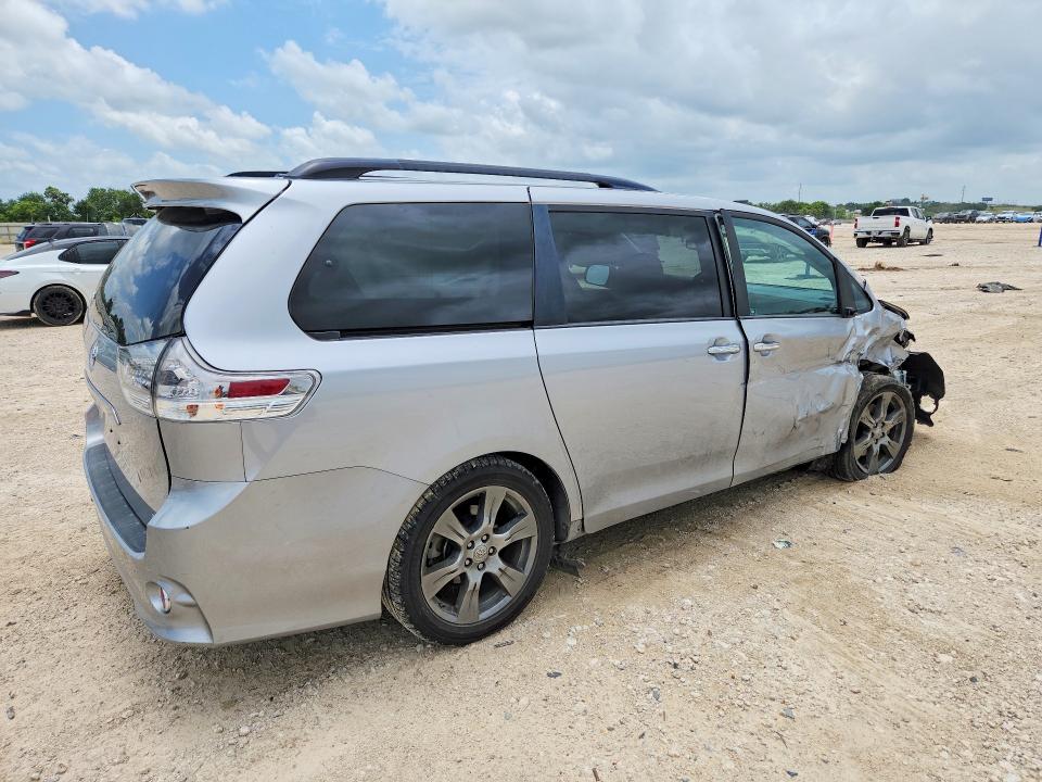 2017 Toyota Sienna VIN 5TDXZ3DC6HS827603 COPART salvage auction — FRONT END, Tx - Salvage Vehicle Title, sold $7,000 on 2026-07-02 (photo 3)