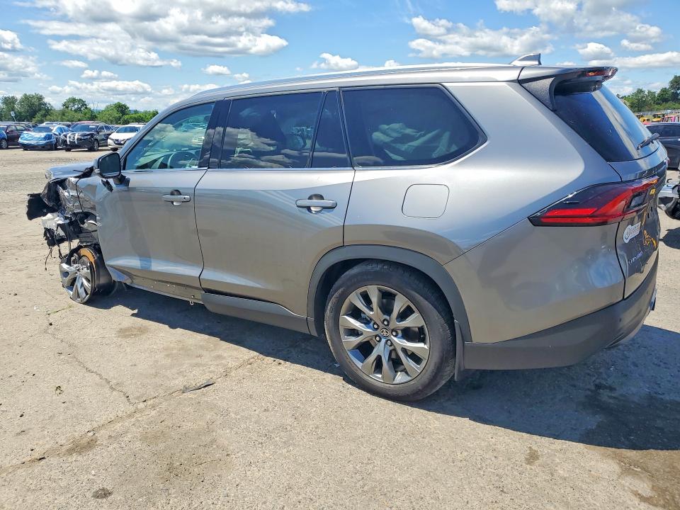 2025 Toyota Highlander VIN 5TDACAB53SS036310 COPART salvage auction — FRONT END, PA - CERTIFICATE OF SALVAGE, sold $21,000 on 2026-07-31 (photo 2)