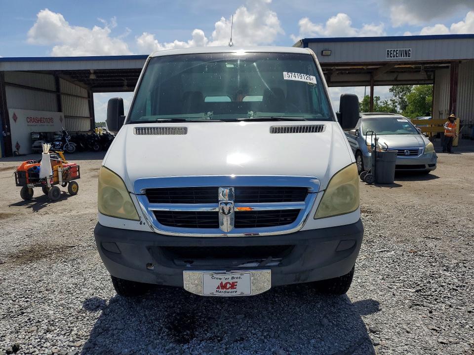 2008 Dodge Sprinter VIN WD0PE745485251169 COPART salvage auction — FRONT END, FL - CERT OF TITLE SLVG REBUILDABLE, sold $2,900 on 2026-07-14 (photo 5)