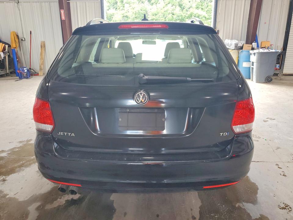 2012 Volkswagen VIN 3VWML7AJ3CM642655 COPART salvage auction — WATER/FLOOD, Pa - Cert Of Salvage-W=Flood Veh, sold $3,100 on 2026-07-22 (photo 6)