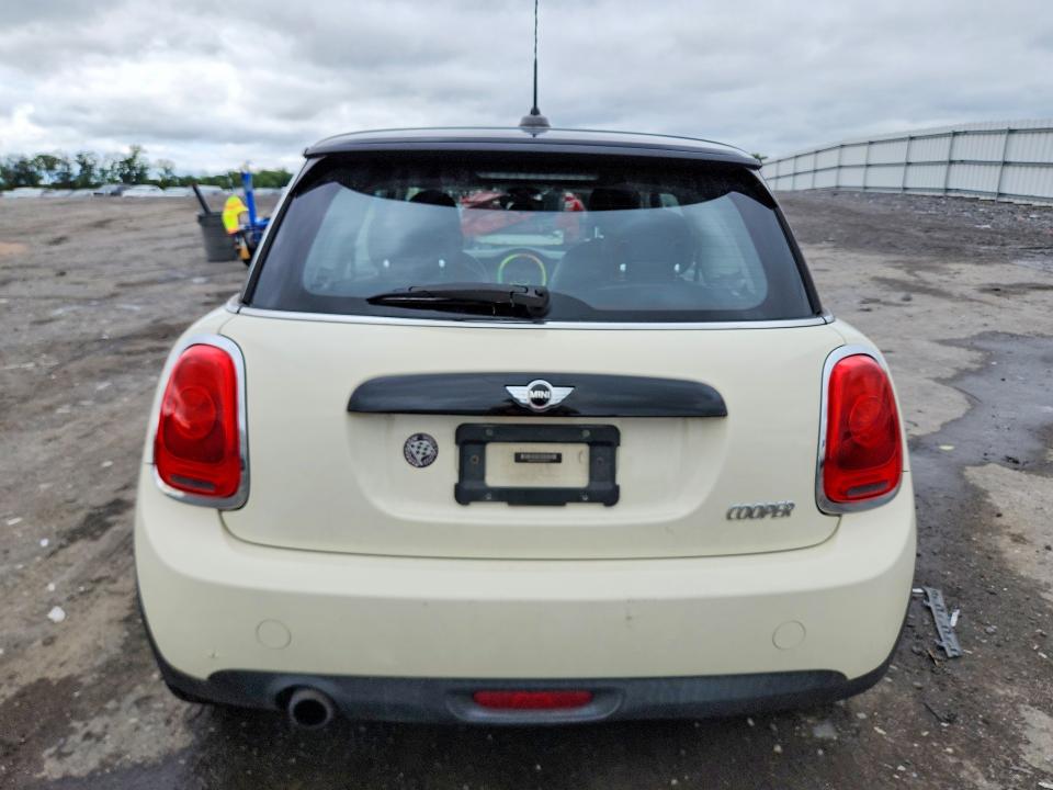 2017 Mini VIN WMWXP5C5XH3C63573 COPART salvage auction — FRONT END, Va - Certificate Of Title, sold $1,700 on 2026-08-02 (photo 6)