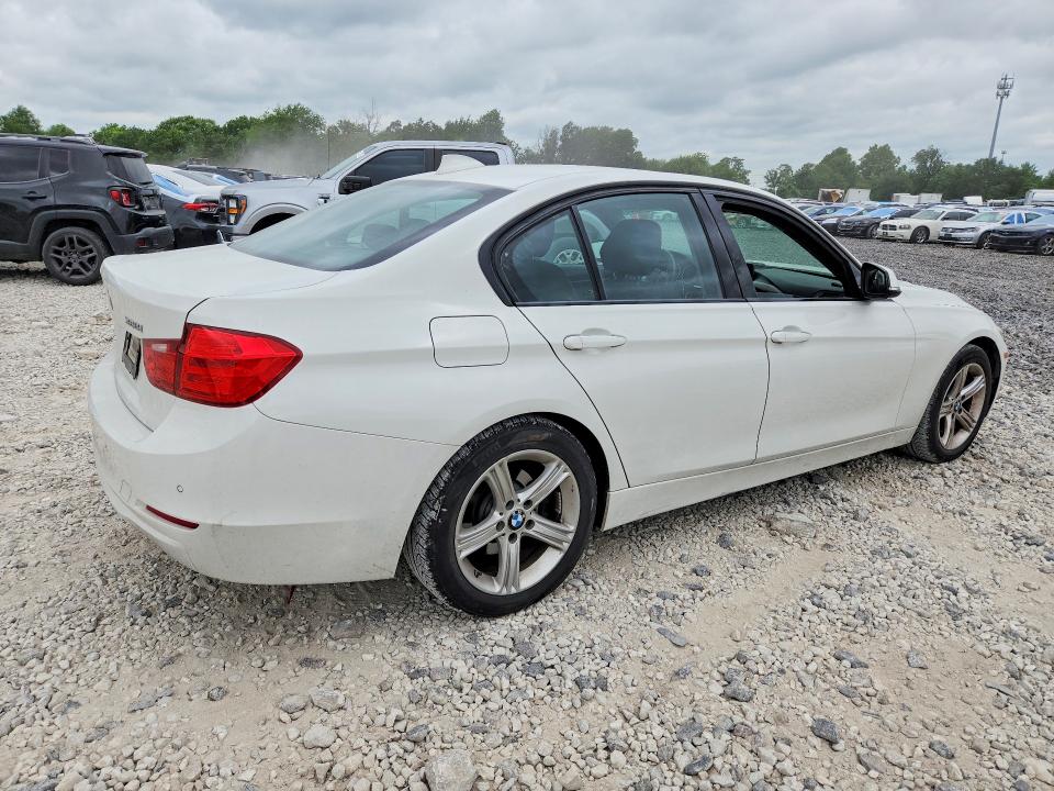 2015 BMW 3er VIN WBA3A5C59FF606690 COPART salvage auction — FRONT END, Mo - Salvage Certificate Of Title, sold $2,300 on 2026-08-03 (photo 3)