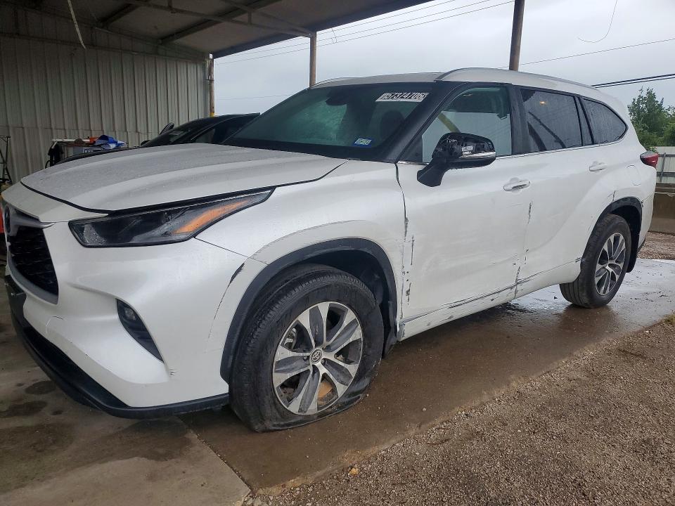 2026 Toyota VIN 5TDKDRBH0TS608493 COPART salvage auction — FRONT END, Tx - Certificate Of Title, sold $32,000 on 2026-07-06 (photo 1)