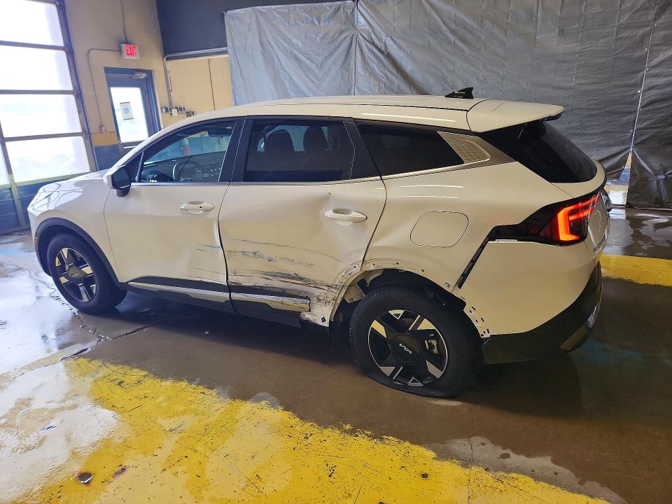 2026 Kia Sportage VIN 5XYK2CDF2TG361957 COPART salvage auction — SIDE, PA - CERT OF TITLE, sold $14,300 on 2026-07-08 (photo 2)