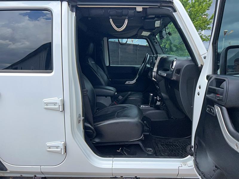 2015 Jeep Wrangler / VIN 1C4BJWFG3FL530855 COPART salvage auction — MINOR DENT/SCRATCHES, Tx - Certificate Of Title (P), sold $9,100 on 2026-07-09 (photo 5)