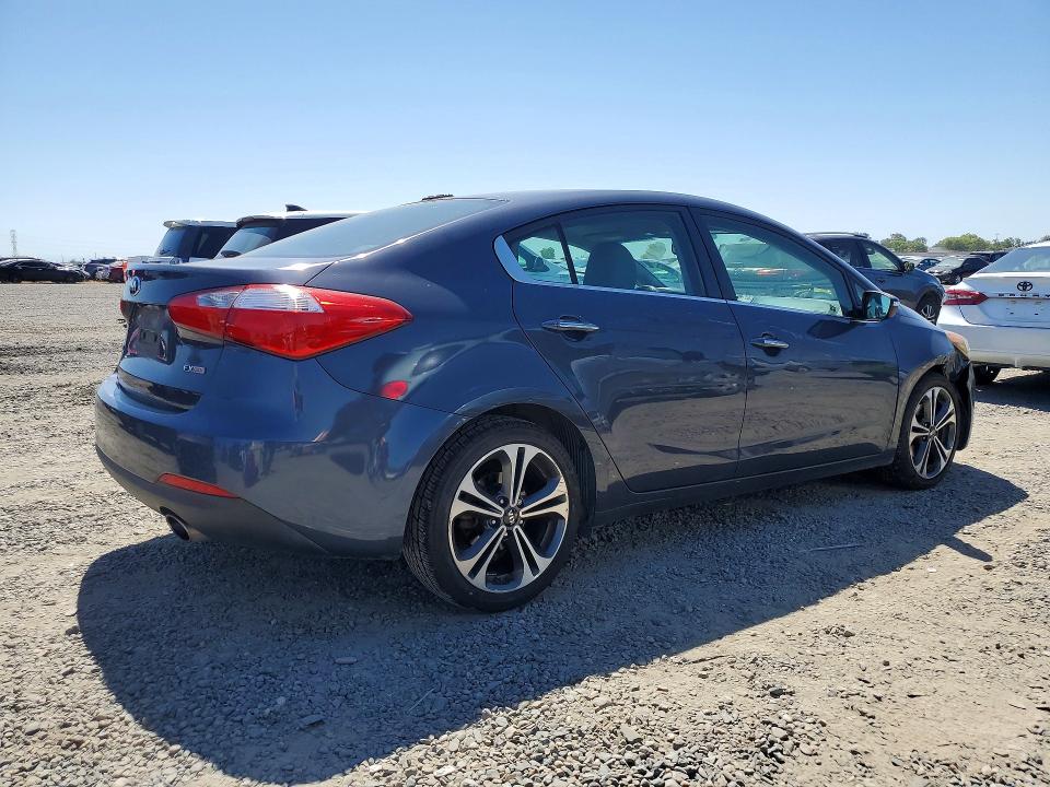2015 Kia Forte VIN KNAFZ4A84F5282583 COPART salvage auction — SIDE, Ca - Salvage Certificate, sold $1,700 on 2026-07-07 (photo 3)