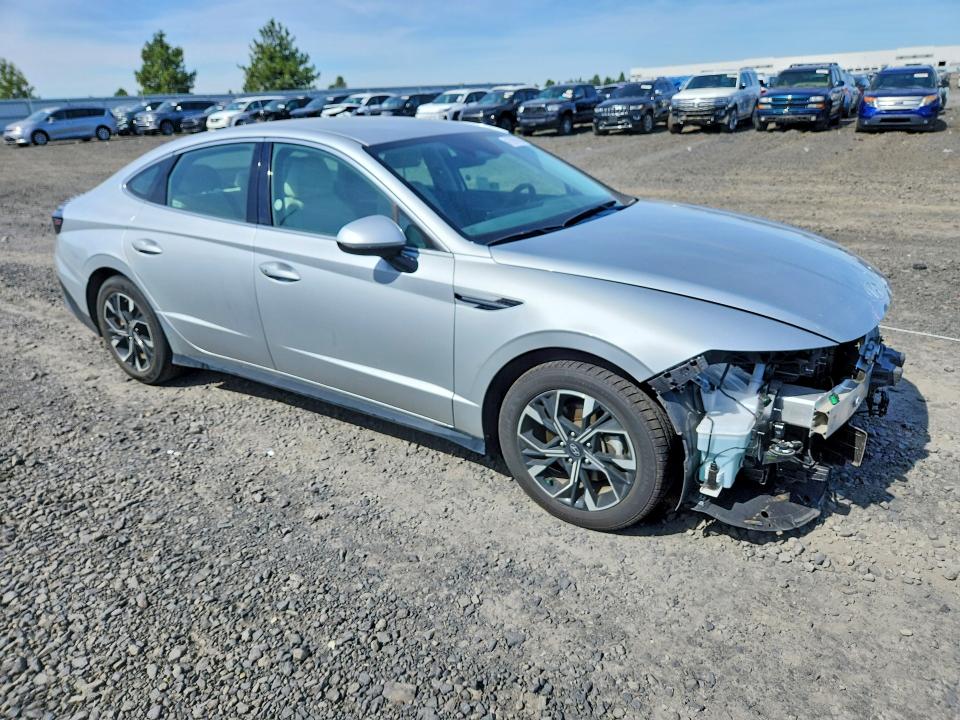 2025 Hyundai Sonata VIN KMHL64JA3SA473815 COPART salvage auction — FRONT END, WA - BILL OF SALE-PARTS ONLY, sold $6,800 on 2026-07-13 (photo 4)