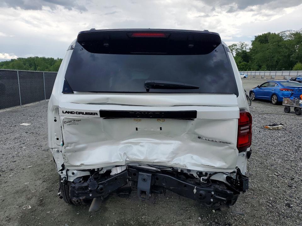 2025 Toyota Land cruiser VIN JTEABFAJ0S5015320 COPART salvage auction — REAR END, Sc - Cert Of Title-Salvage, sold $41,750 on 2026-07-08 (photo 6)