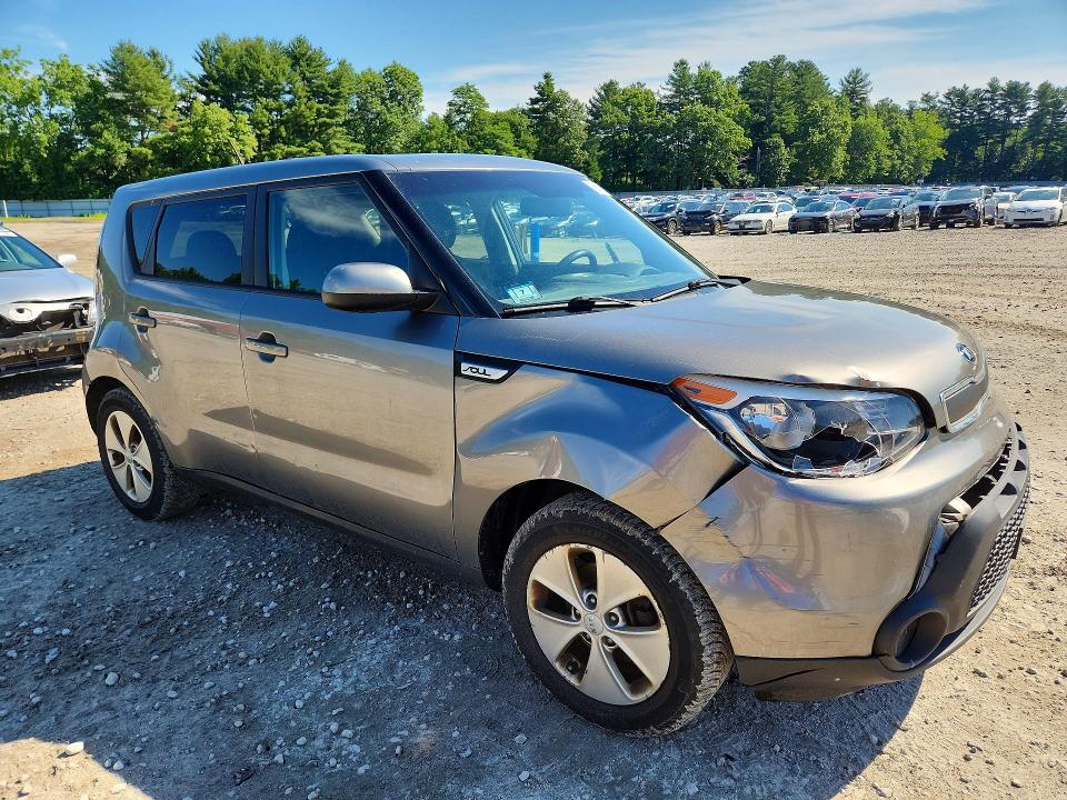 2015 Kia Soul VIN KNDJN2A20F7179125 COPART salvage auction — FRONT END, MA - CERT OF TITLE-RECONSTRCTD COLL, sold $750 on 2026-07-20 (photo 4)