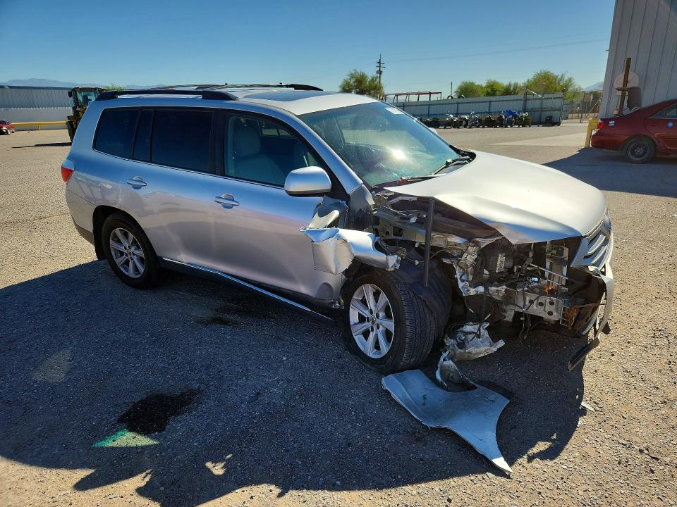 2012 Toyota Highlander VIN 5TDBK3EH4CS110117 COPART salvage auction — FRONT END, Az - Cert Of Title - Salvage, sold $1,950 on 2026-07-24 (photo 4)