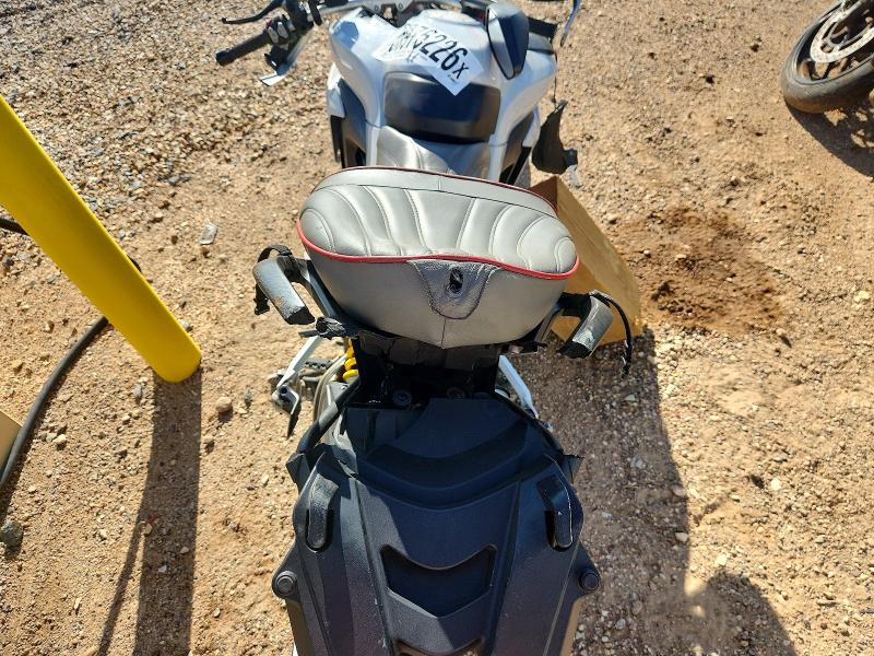 2016 Ducati VIN ZDM12BWW7GB007245 COPART salvage auction — FRONT END, Tx - Salvage Vehicle Title, sold $650 on 2026-08-06 (photo 6)