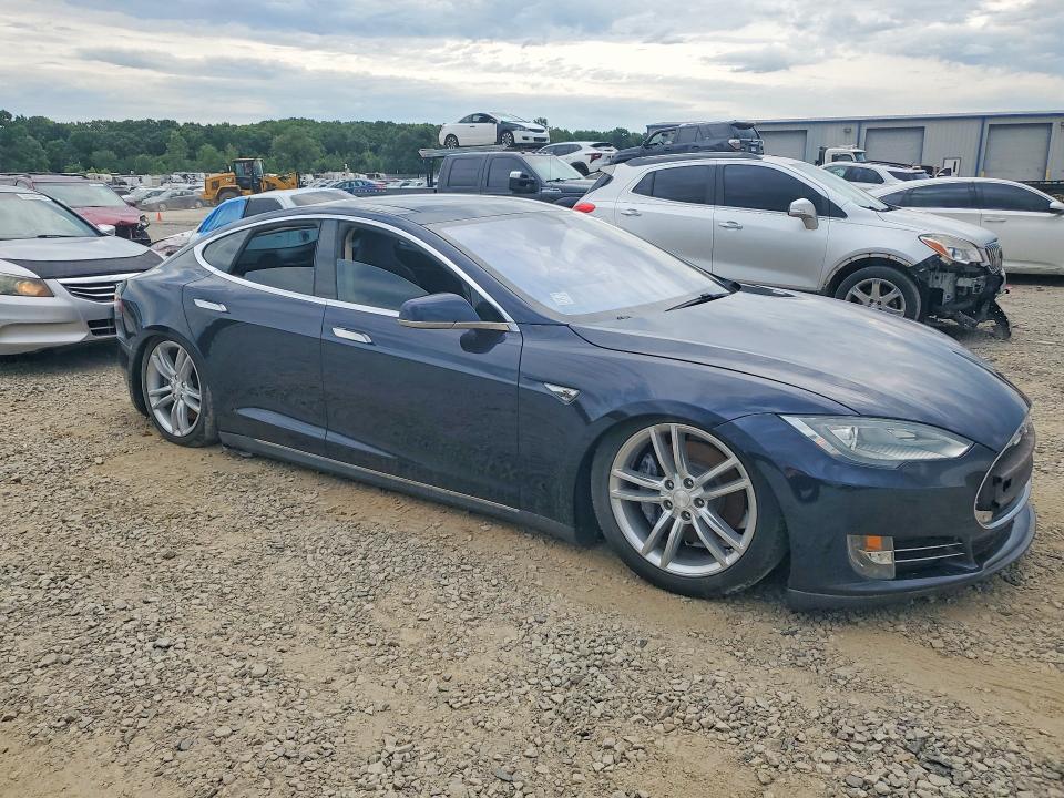 2013 Tesla Model s VIN 5YJSA1CG8DFP04863 COPART salvage auction — SIDE, Ar - Certificate Of Title (P), sold $2,100 on 2026-07-16 (photo 4)