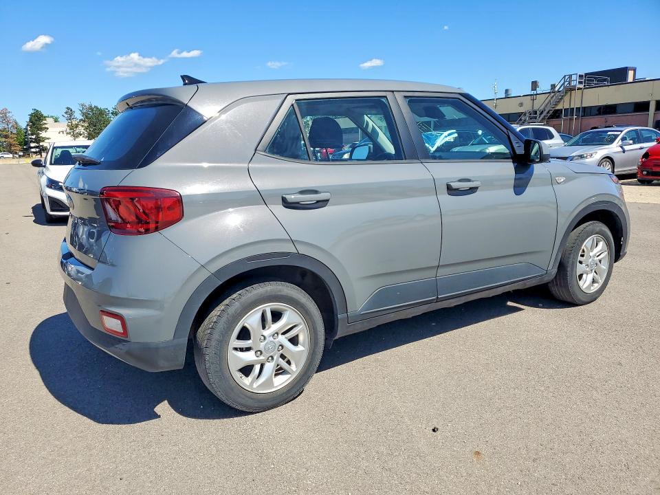 2021 Hyundai Venue VIN KMHRB8A32MU069596 COPART salvage auction — MINOR DENT/SCRATCHES, Il - Certificate Of Title, sold $4,450 on 2026-07-02 (photo 3)