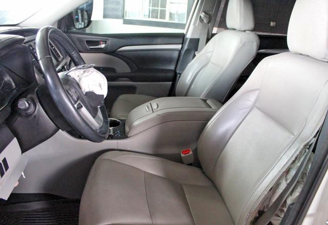 2018 Toyota Highlander VIN 5TDJZRFH4JS883515 COPART salvage auction — ALL OVER, Id - Salvage Certificate Of Title (P), sold $13,000 on 2026-07-15 (photo 9)