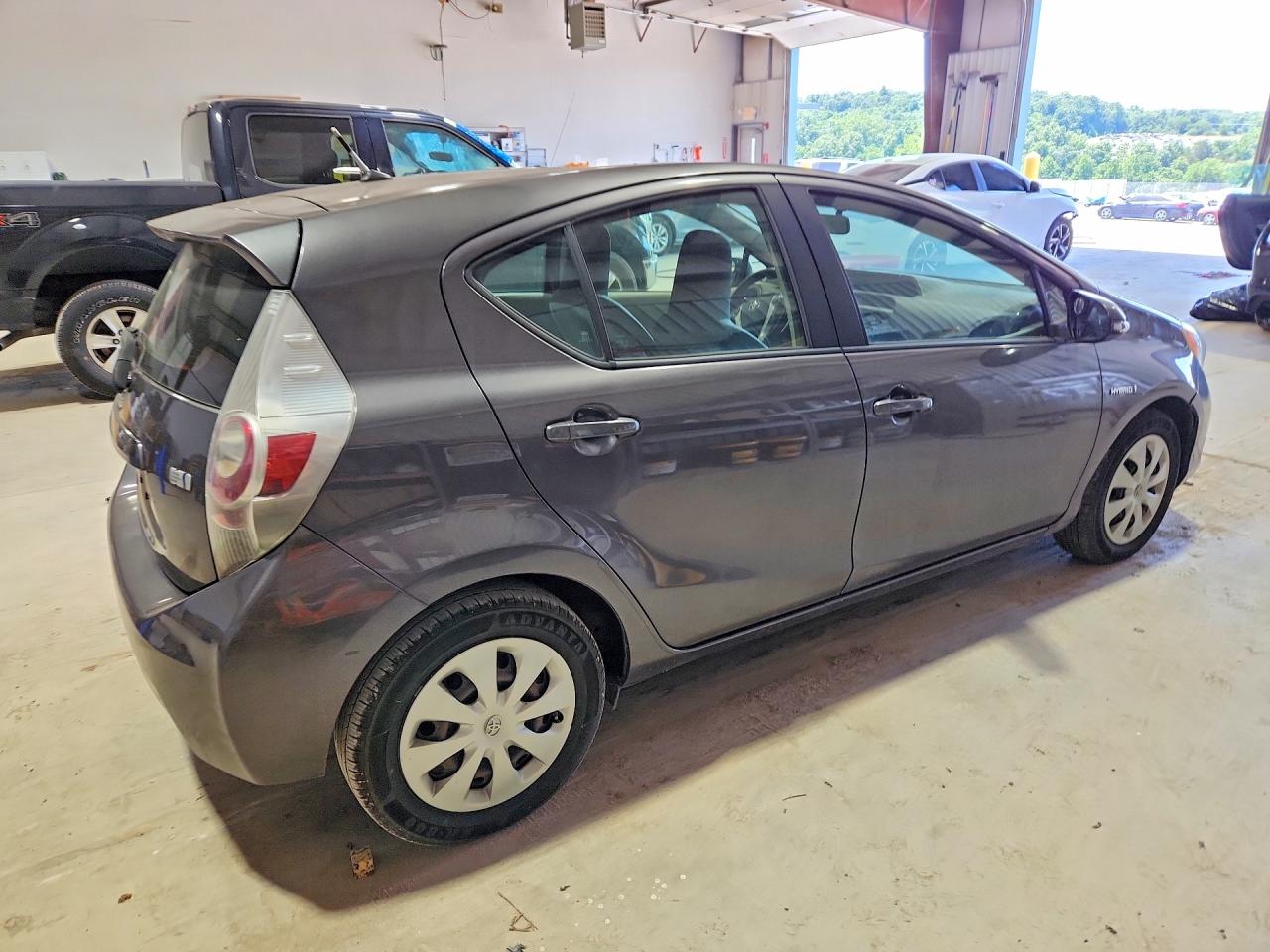 2014 Toyota Prius C VIN JTDKDTB30E1067916 COPART salvage auction — Mechanical, WV - CERTIFICATE OF TITLE, sold $1,500 on 2026-07-07 (photo 3)