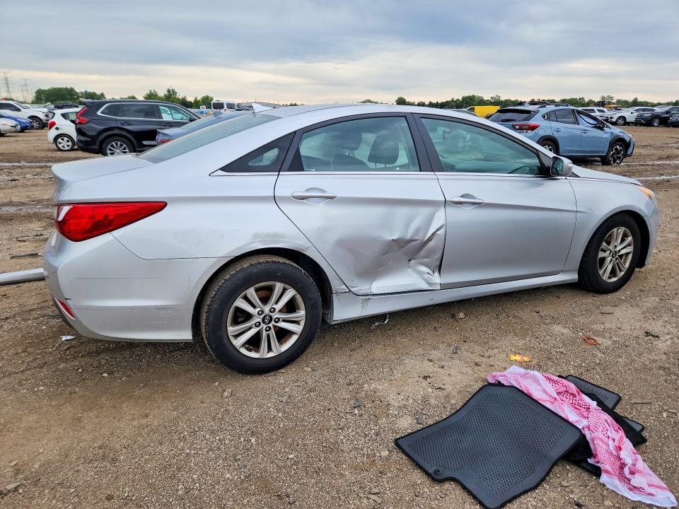 2014 Hyundai VIN 5NPEB4ACXEH854679 COPART salvage auction — SIDE, Il - Salvage Certificate, sold $225 on 2026-07-28 (photo 3)