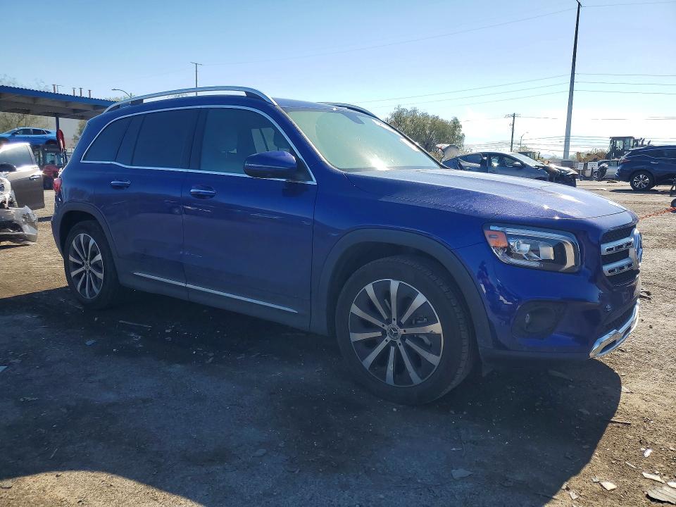 2022 Mercedes-benz Glb-class VIN W1N4M4HB0NW239693 COPART salvage auction — INTERIOR BURN, NV - SALVAGE TITLE, sold $3,150 on 2026-07-28 (photo 4)