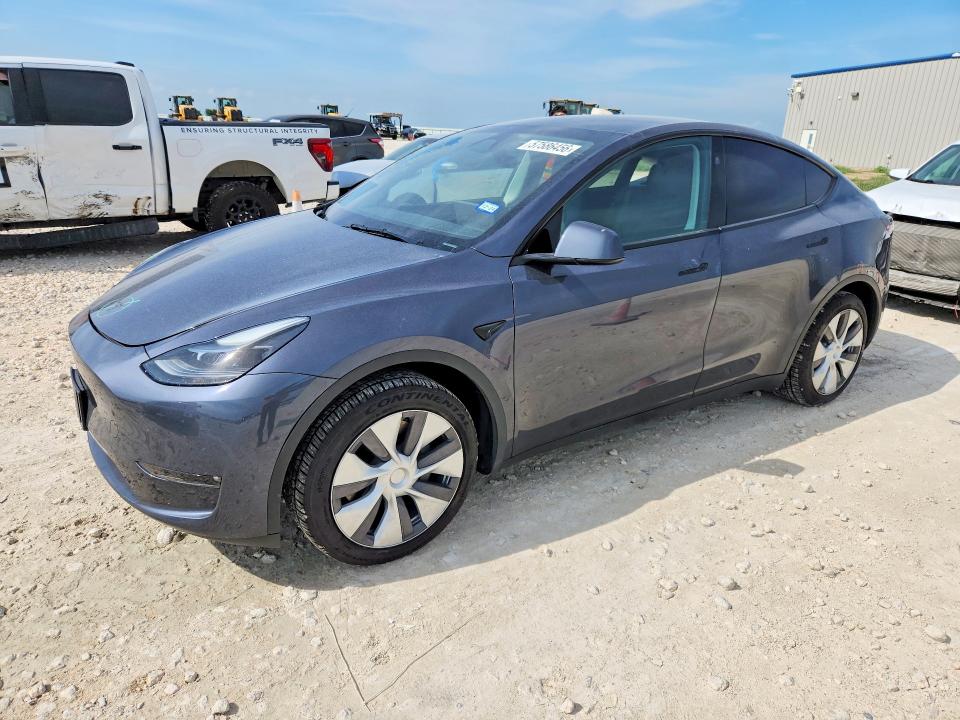 2023 Tesla VIN 7SAYGDED5PF958132 COPART salvage auction — SIDE, Tx - Salvage Vehicle Title, sold $2,000 on 2026-07-30 (photo 1)
