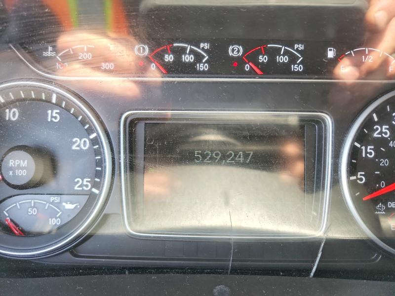 2019 International VIN 3HSDZTZR2KN649519 COPART salvage auction — NORMAL WEAR, Mi - Certificate Of Title, sold $13,900 on 2026-07-28 (photo 8)