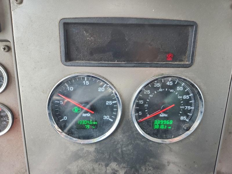 2016 Kenworth T300 VIN 2NKHLJ9X6GM487054 COPART salvage auction — NORMAL WEAR, NY - CERTIFICATE OF TITLE, sold $7,700 on 2026-10-02 (photo 8)