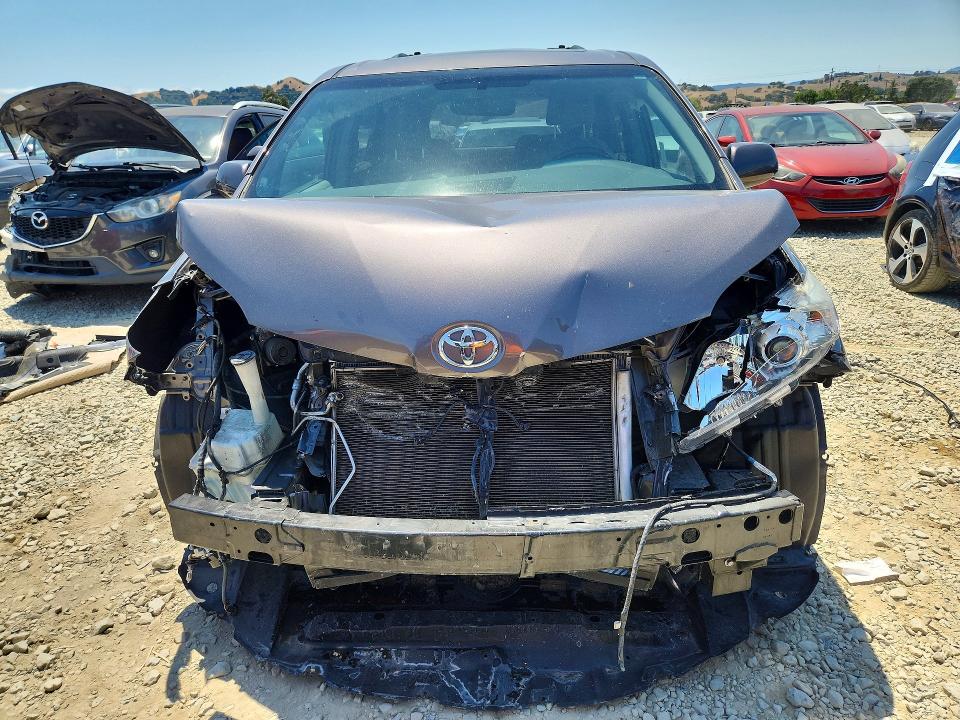 2015 Toyota Sienna VIN 5TDYK3DC0FS608951 COPART salvage auction — FRONT END, Ca - Salvage Certificate, sold $1,950 on 2026-07-07 (photo 5)