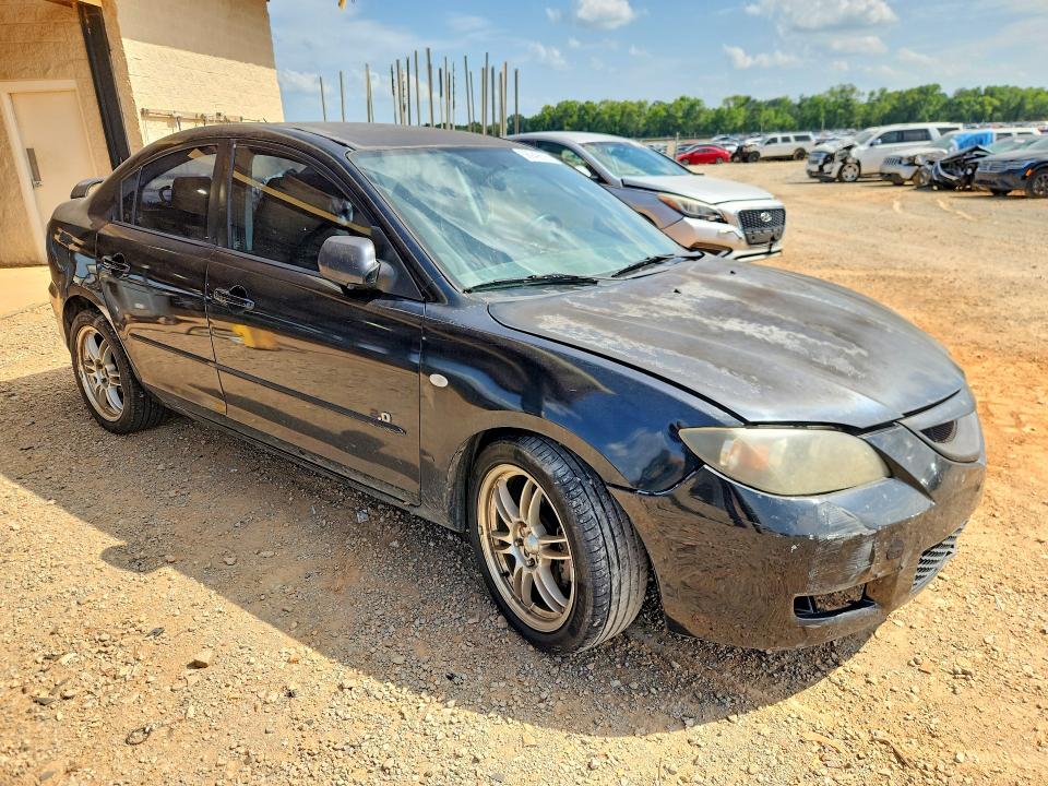 2007 Mazda 3 VIN JM1BK12F371692186 COPART salvage auction — MINOR DENT/SCRATCHES, Al - Certificate Of Title, sold $475 on 2026-07-29 (photo 4)