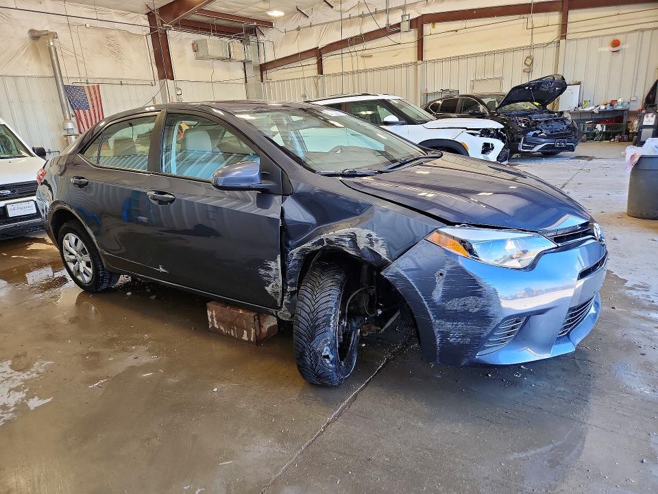 2015 Toyota Corolla VIN 5YFBURHE7FP303857 COPART salvage auction — FRONT END, IL - SALVAGE CERTIFICATE, sold $2,950 on 2026-07-27 (photo 4)