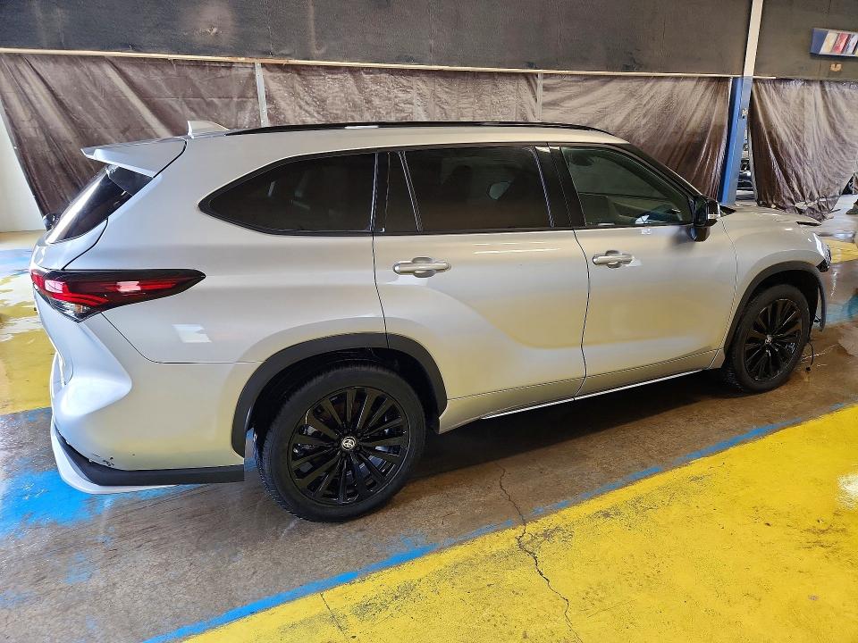 2024 Toyota Highlander VIN 5TDKDRAH9RS536980 COPART salvage auction — FRONT END, IL - CERTIFICATE OF TITLE, sold $23,600 on 2026-07-08 (photo 3)