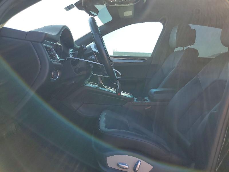 2018 Porsche Macan VIN WP1AB2A50JLB35627 COPART salvage auction — REAR END, Tx - Salvage Vehicle Title, sold $9,500 on 2026-07-09 (photo 7)