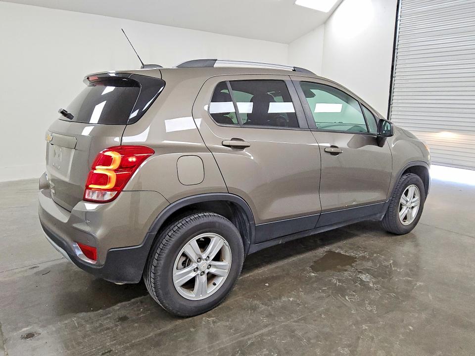 2022 Chevrolet Trax VIN KL7CJPSM6NB528024 COPART salvage auction — MINOR DENT/SCRATCHES, Tx - Certificate Of Title, sold $250 on 2026-07-28 (photo 3)