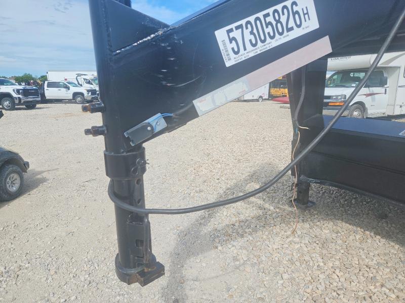 2022 Other Utility VIN 17YGA3226NB084441 COPART salvage auction — REAR END, TX - SALVAGE VEHICLE TITLE, sold $2,750 on 2026-07-30 (photo 7)