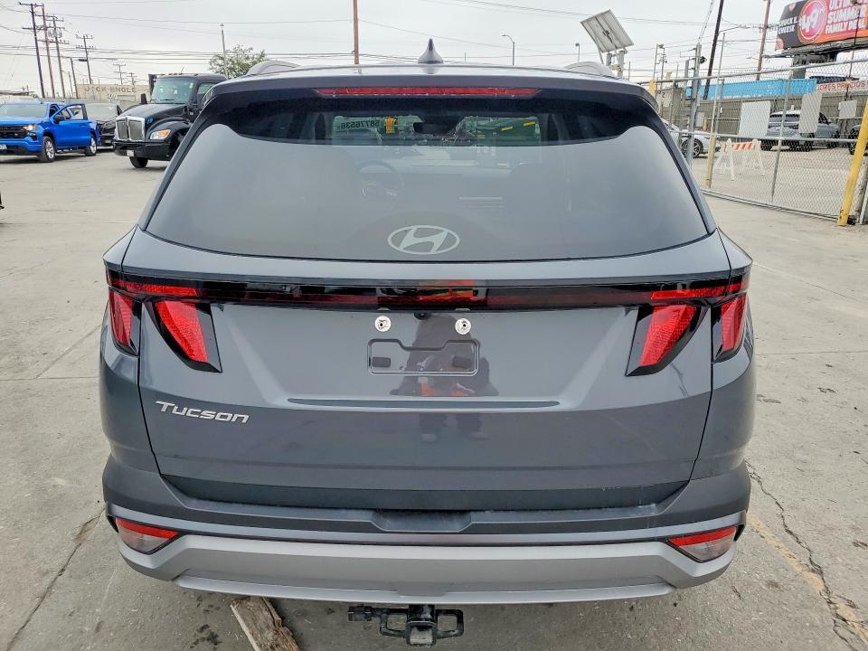 2025 Hyundai Tucson VIN 5NMJB3DE9SH586965 COPART salvage auction — FRONT END, Ca - Salvage Certificate, sold $13,300 on 2026-07-29 (photo 6)